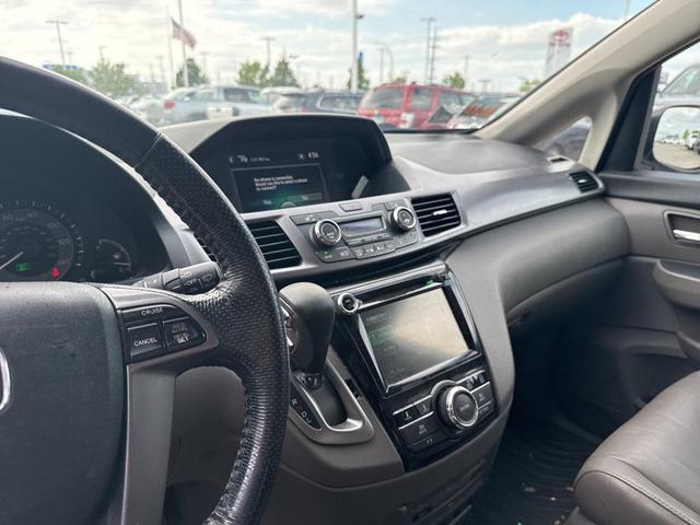 Photo of 2014 Modern Steel Metallic Honda Odyssey
