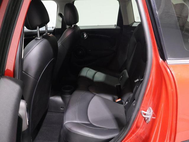 Photo of 2017 Blazing Red Metallic MINI Hardtop
