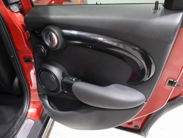 Photo of 2017 Blazing Red Metallic MINI Hardtop