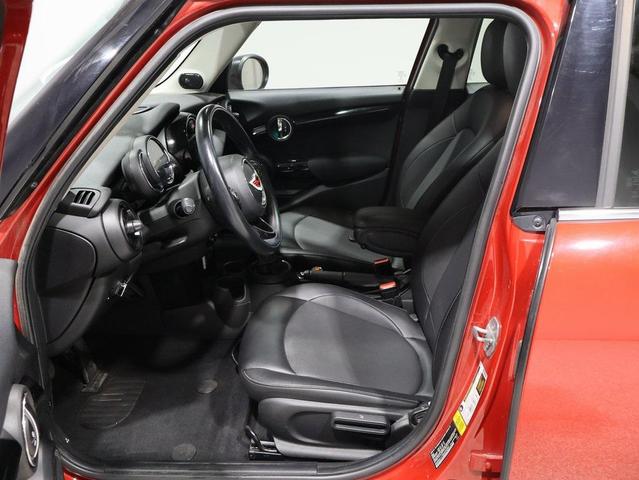 Photo of 2017 Blazing Red Metallic MINI Hardtop
