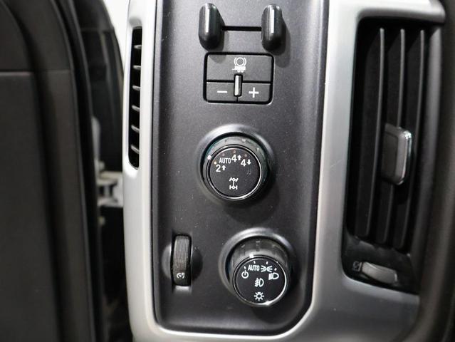 Photo of 2018 Summit White GMC Sierra 1500