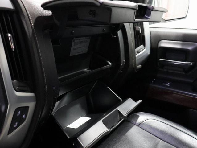Photo of 2018 Summit White GMC Sierra 1500