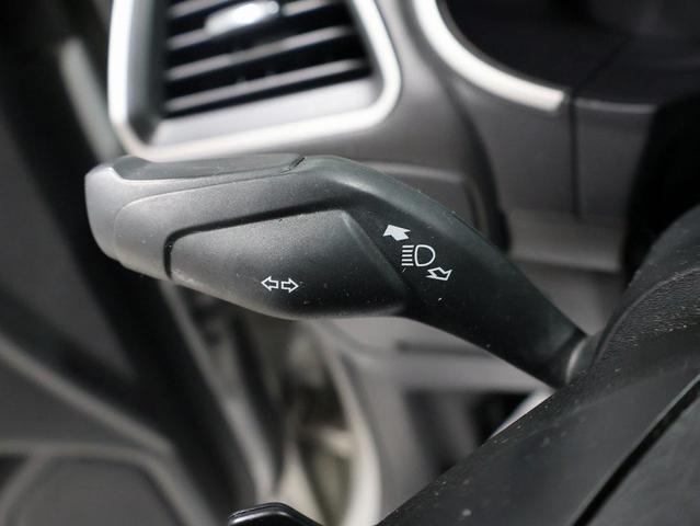 Photo of 2018 Ingot Silver Ford Edge