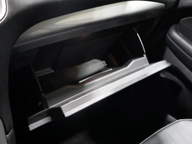 Photo of 2018 Ingot Silver Ford Edge