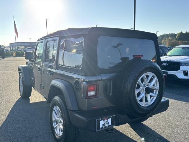Photo of 2023 Granite Crystal Metallic Clearcoat Jeep Wrangler