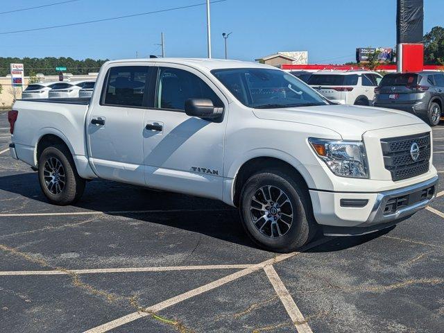 2022 Nissan Titan