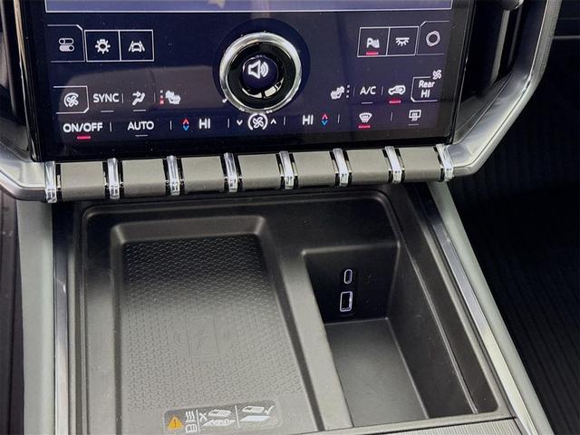 Photo of 2025 Summit White GMC Acadia