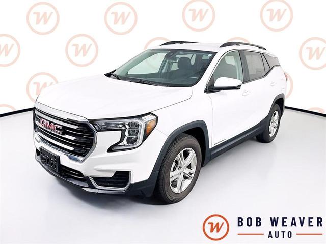 Photo of 2022 Summit White GMC Terrain