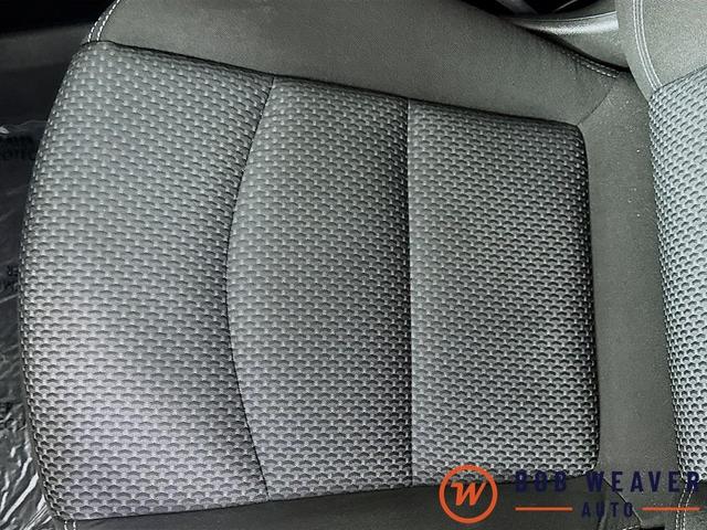 Photo of 2022 Summit White GMC Terrain