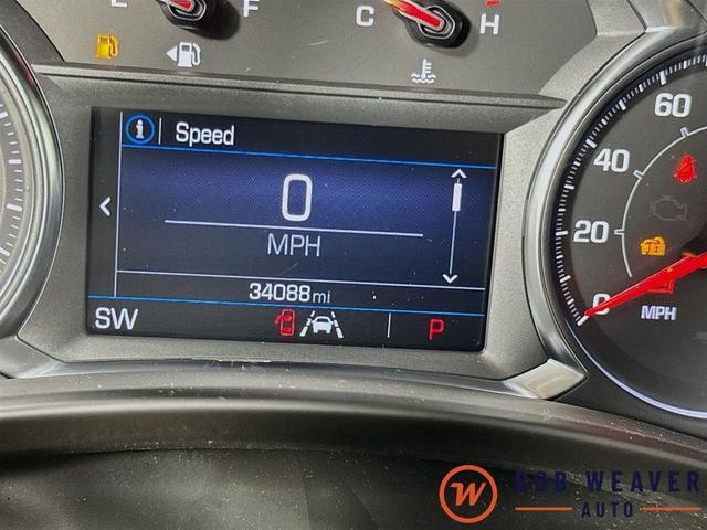 Photo of 2022 Summit White GMC Terrain