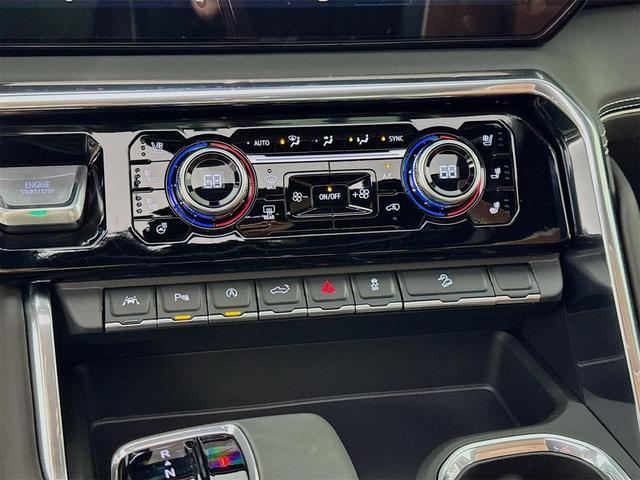 Photo of 2025 Onyx Black GMC Sierra 1500