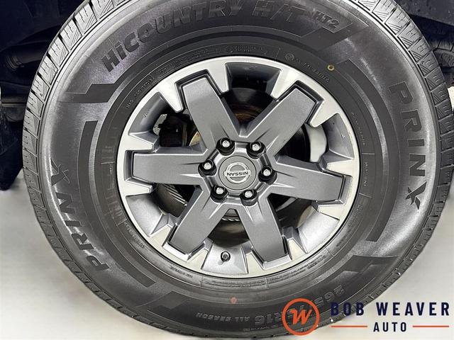 Photo of 2019 Glacier White Nissan Frontier