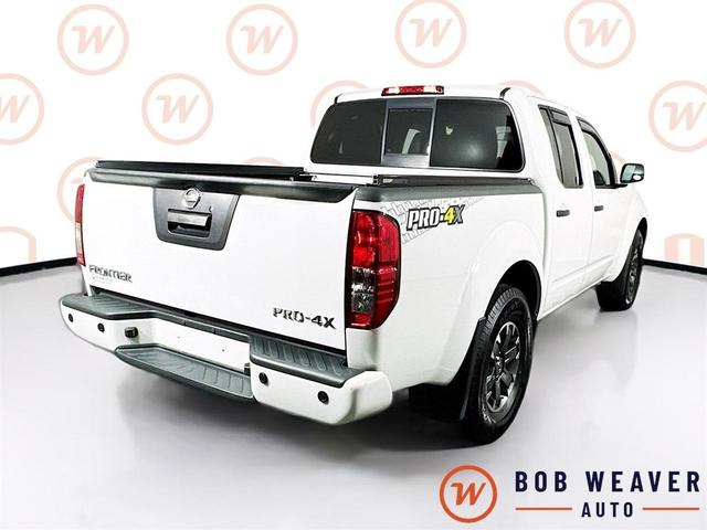 Photo of 2019 Glacier White Nissan Frontier