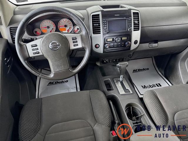 Photo of 2019 Glacier White Nissan Frontier