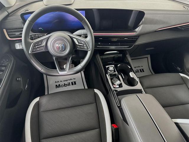 Photo of 2025 Smokey Amethyst Metallic Buick Envision