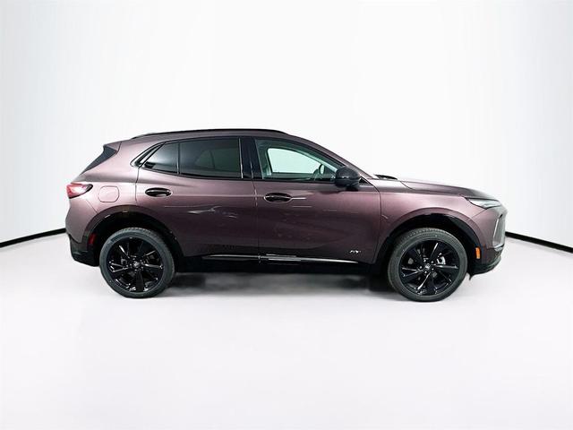 Photo of 2025 Smokey Amethyst Metallic Buick Envision