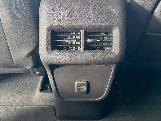 Photo of 2024 Summit White GMC Terrain