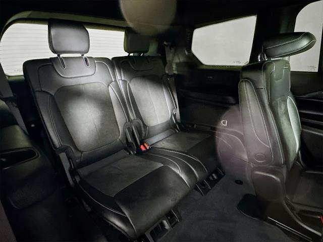 Photo of 2023 Bright White Clearcoat Jeep Grand Cherokee L