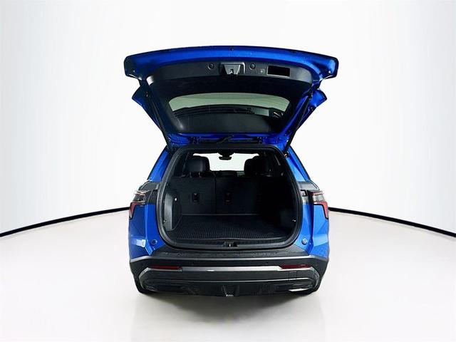 Photo of 2025 Reef Blue Metallic Chevrolet Equinox