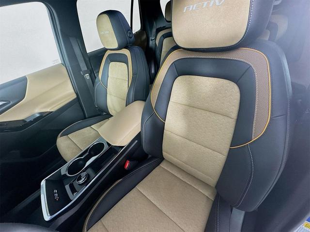 Photo of 2025 Reef Blue Metallic Chevrolet Equinox
