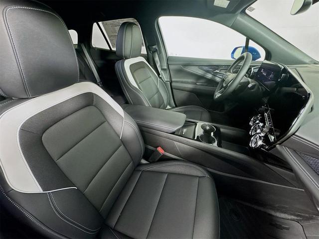 Photo of 2025 Riptide Blue Metallic Chevrolet Blazer EV