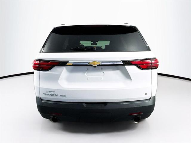 Photo of 2023 Summit White Chevrolet Traverse
