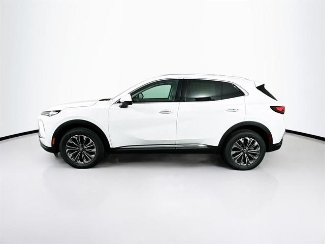 Photo of 2025 Summit White Buick Envision