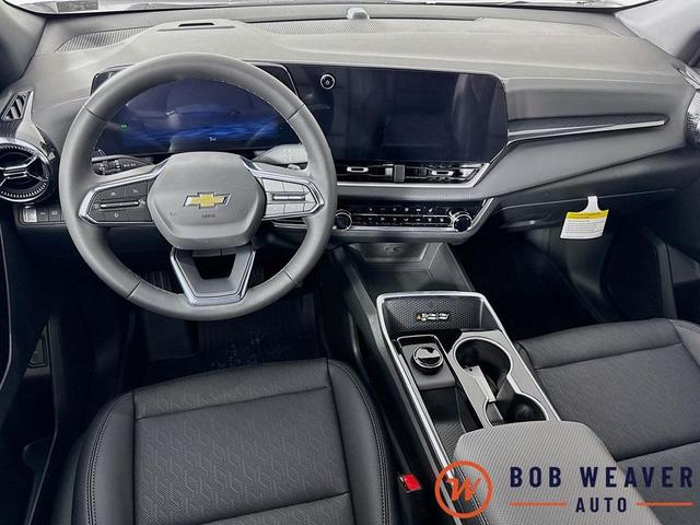 Photo of 2026 Summit White Chevrolet Equinox
