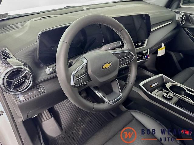Photo of 2026 Summit White Chevrolet Equinox