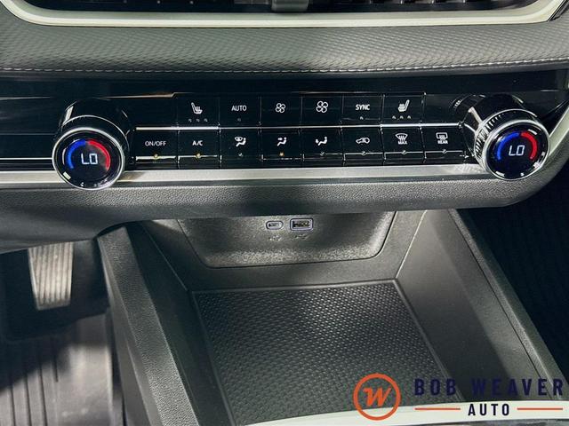 Photo of 2026 Summit White Chevrolet Equinox
