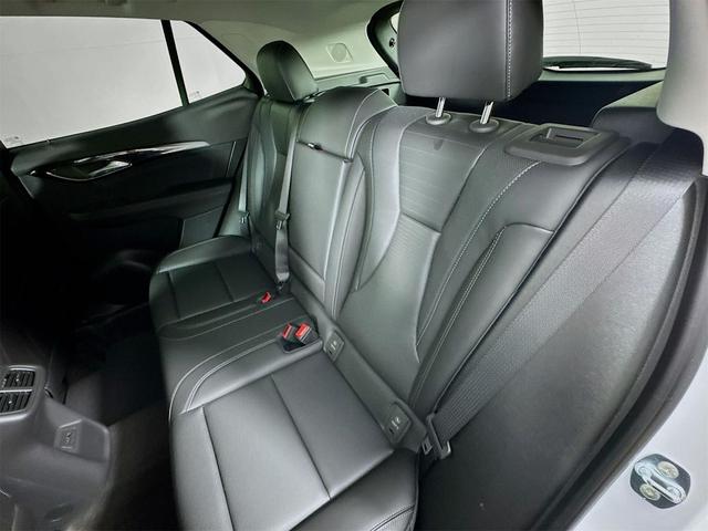 Photo of 2025 Summit White Buick Envision