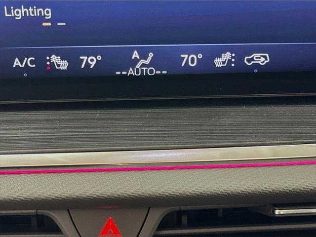 Photo of 2025 Summit White Buick Envision
