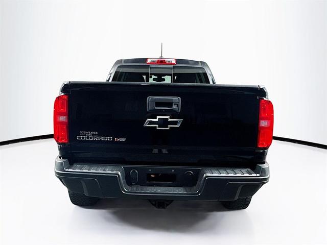 Photo of 2019 Black Chevrolet Colorado