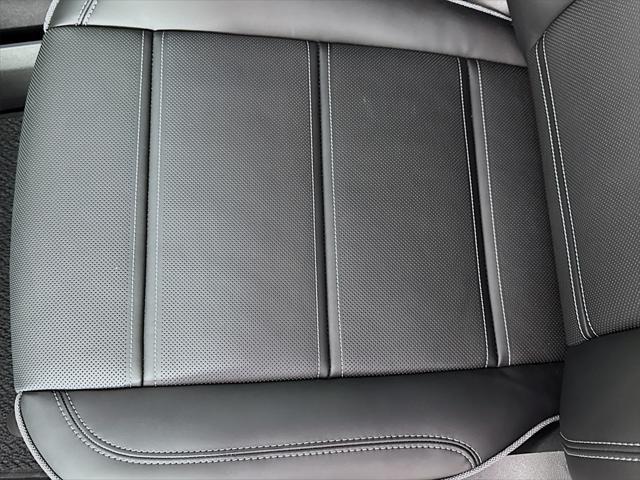 Photo of 2025 Deep Ocean Metallic GMC Sierra EV
