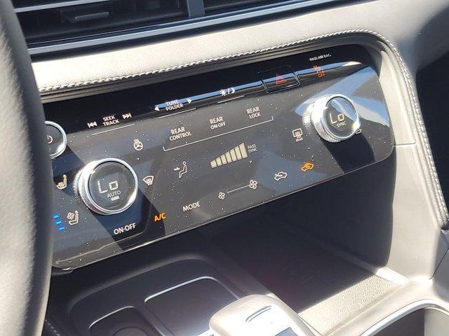 Photo of 2025 Warm Titanium INFINITI QX60