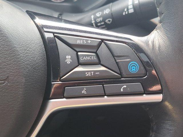Photo of 2020 Super Black Clearcoat Nissan Altima