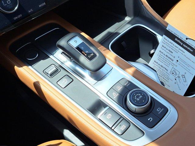 Photo of 2025 Majestic White INFINITI QX60