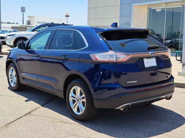 Photo of 2016 Kona Blue Ford Edge