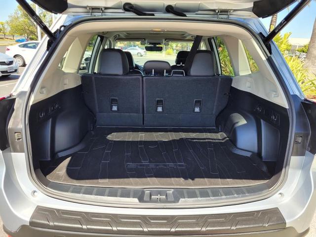 Photo of 2019 Ice Silver Metallic Subaru Forester
