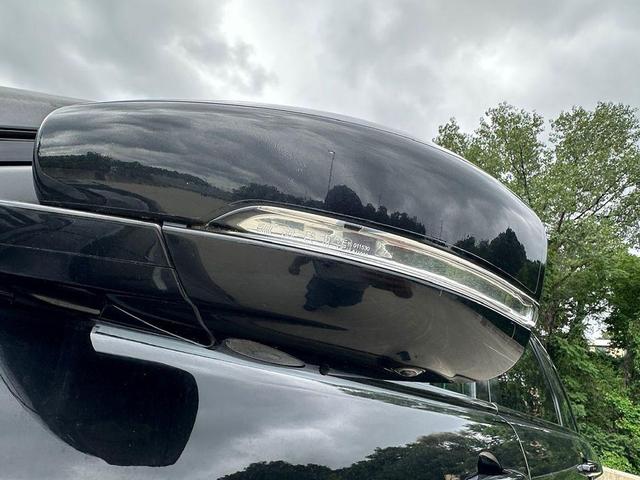 Photo of 2013 Santorini Black Metallic Land Rover Range Rover Evoque