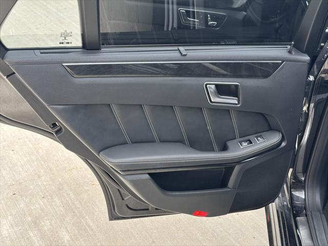 Photo of 2015 Black Mercedes-Benz E-Class