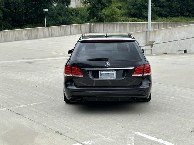 Photo of 2015 Black Mercedes-Benz E-Class