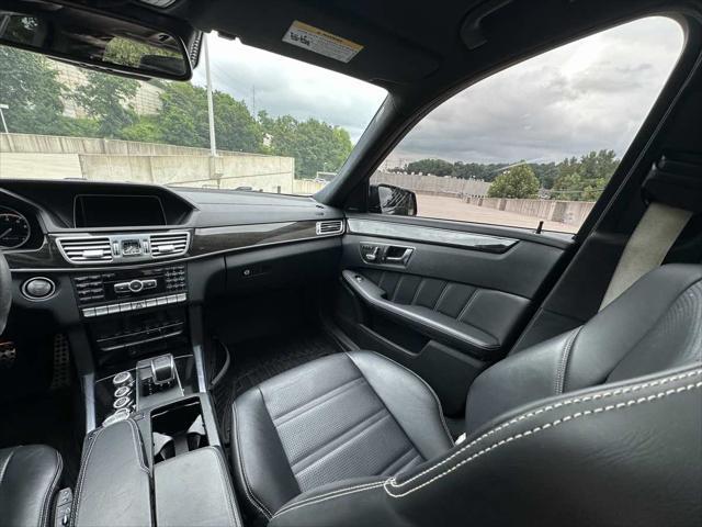 Photo of 2015 Black Mercedes-Benz E-Class