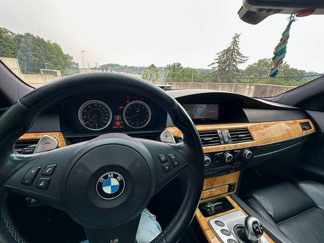 Photo of 2008 Gray BMW M5