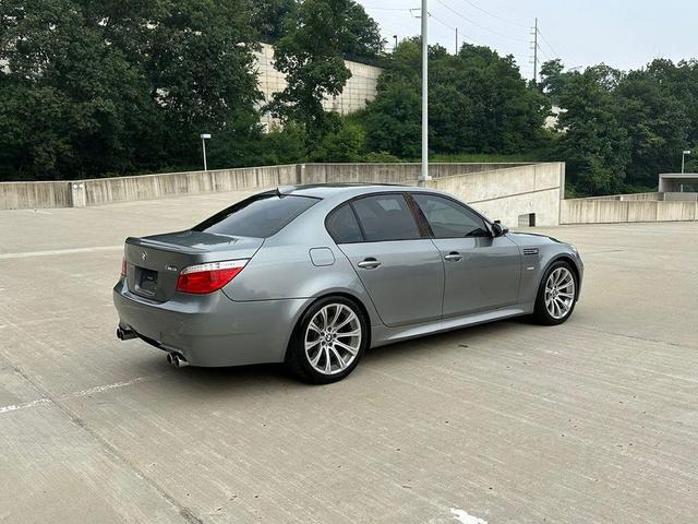 Photo of 2008 Gray BMW M5