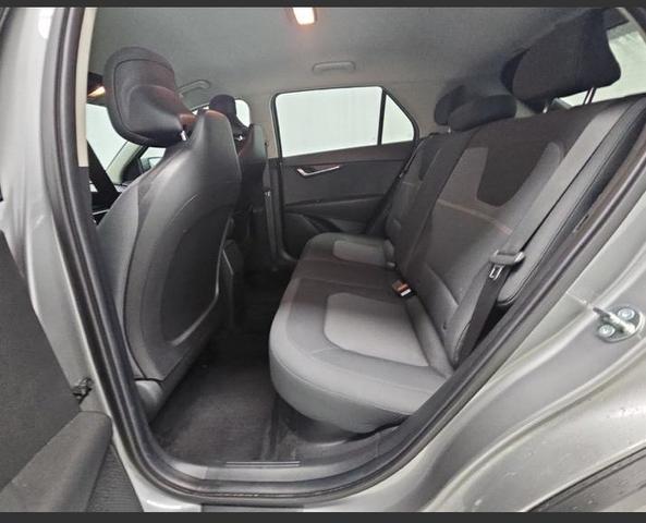 Photo of 2024 Steel Gray Kia Niro