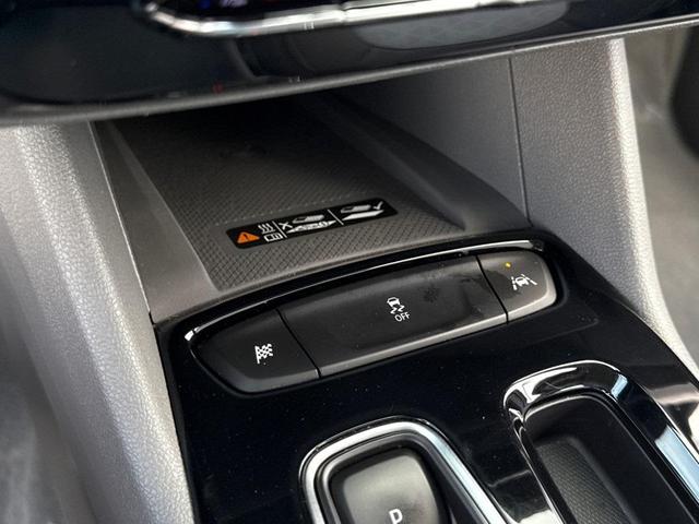 Photo of 2023 Gray Ghost Metallic Chevrolet Bolt EUV
