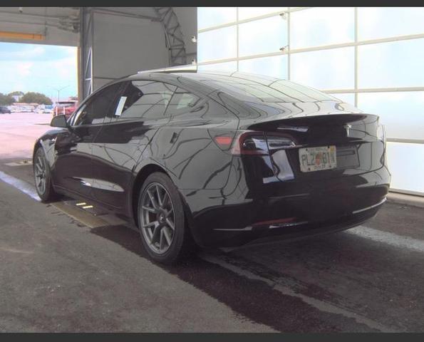 Photo of 2021 Black Tesla Model 3