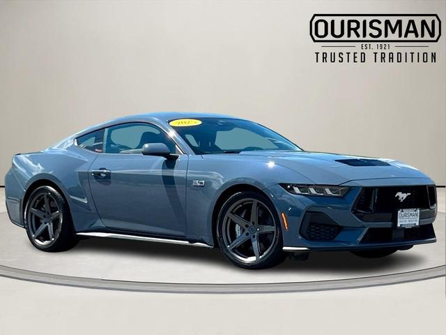 Photo of 2025 Vapor Blue Ford Mustang