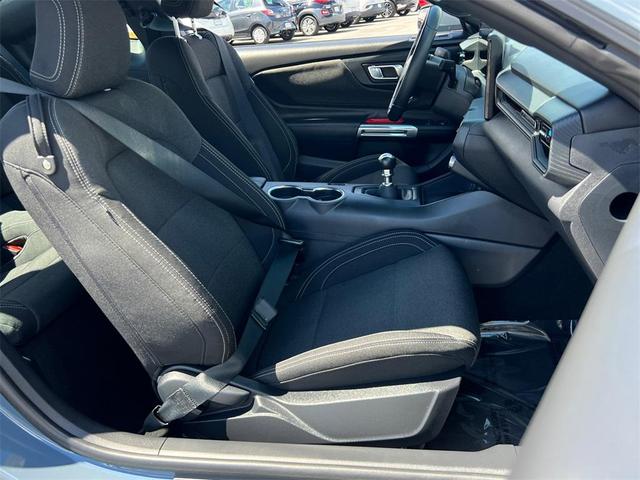 Photo of 2025 Vapor Blue Ford Mustang